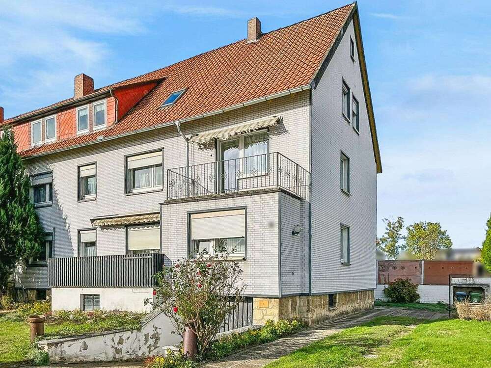 Thumbnail-Haus zum Kaufen in Elze 269.000,00 € 290 m²
