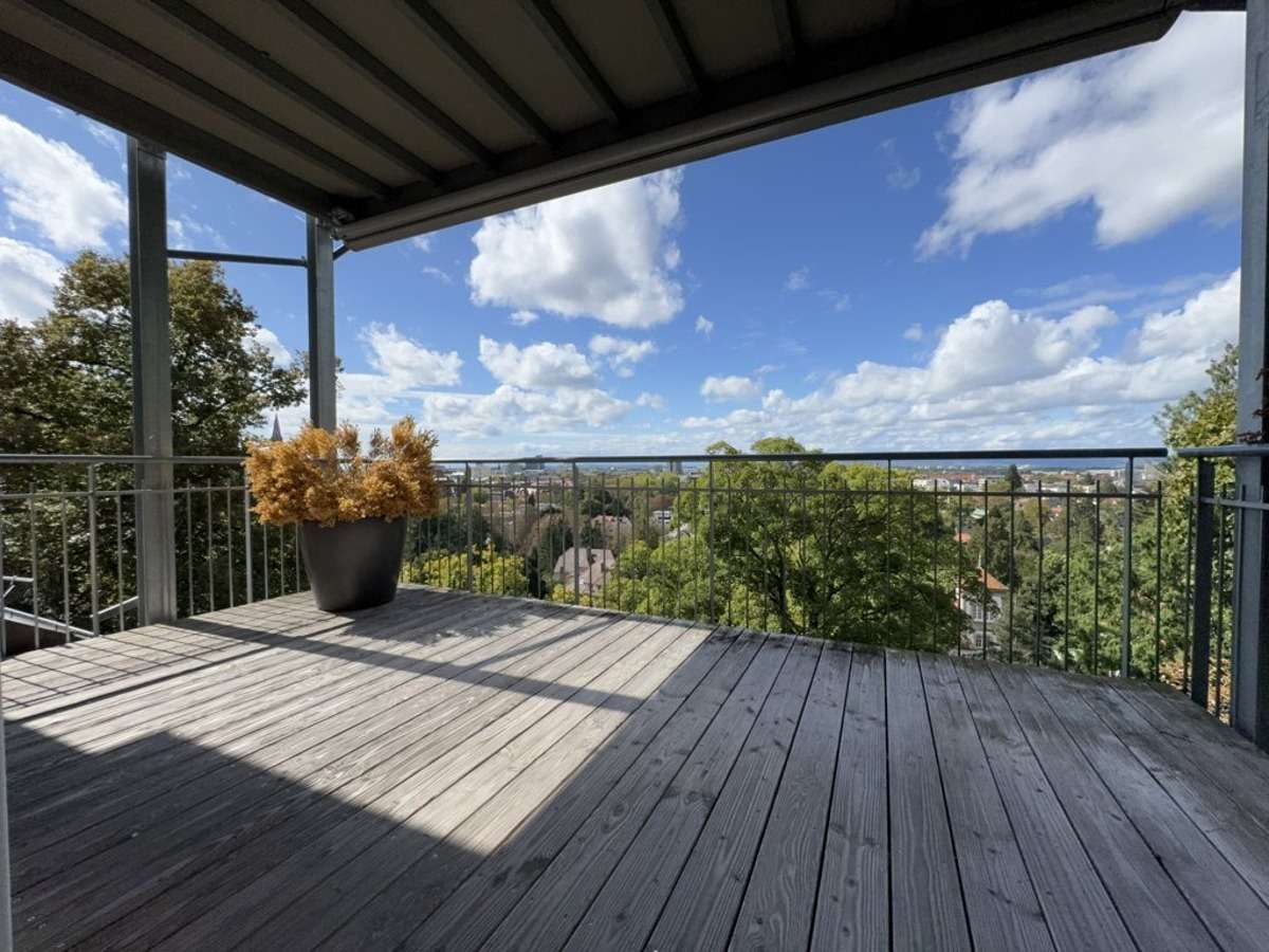 Thumbnail-Wohnung zum Kaufen in Freiburg 1.890.000,00 € 184 m²