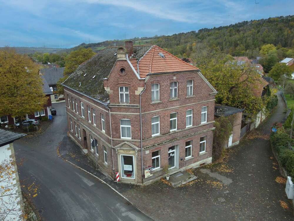 Thumbnail-Haus zum Kaufen in Lichtenau 129.000,00 € 360 m²