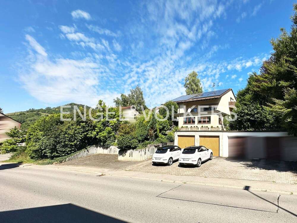 Thumbnail-Haus zum Kaufen in Eningen 699.000,00 € 287.06 m²
