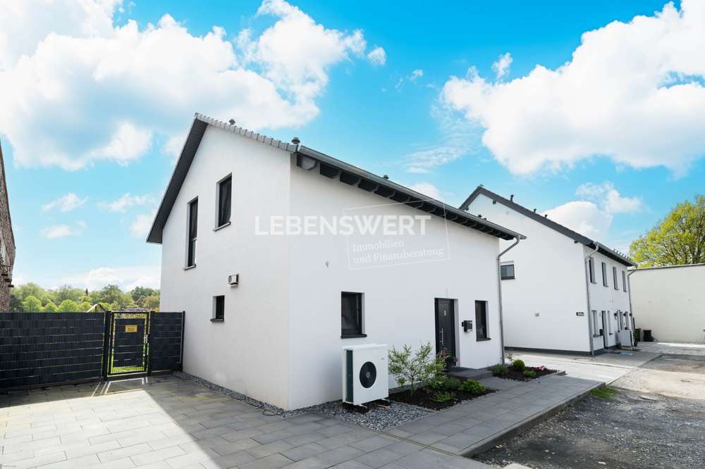 Thumbnail-Haus zum Kaufen in Solingen Höhscheid 650.000,00 € 146.03 m²