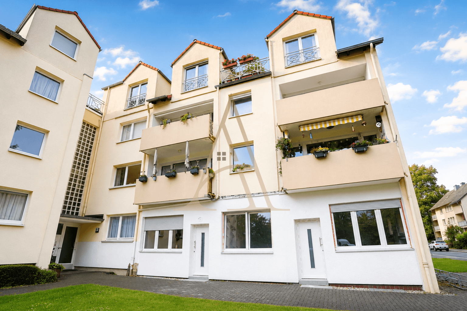 Thumbnail-Wohnung zum Kaufen in Bergisch Gladbach 236.000,00 € 64.1 m²