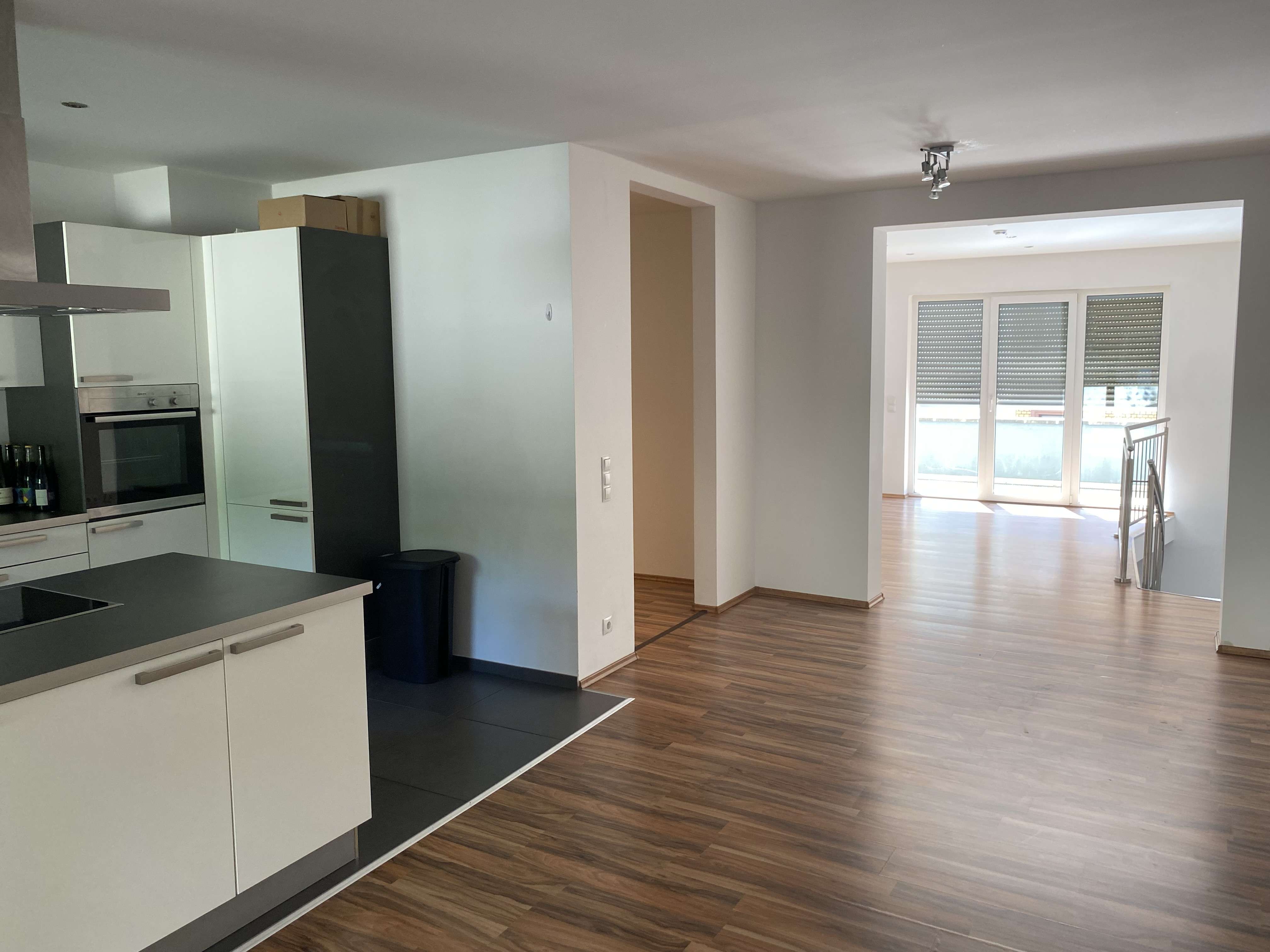 Thumbnail-Wohnung zum Mieten in Kaiserslautern 1.600,00 € 163 m²