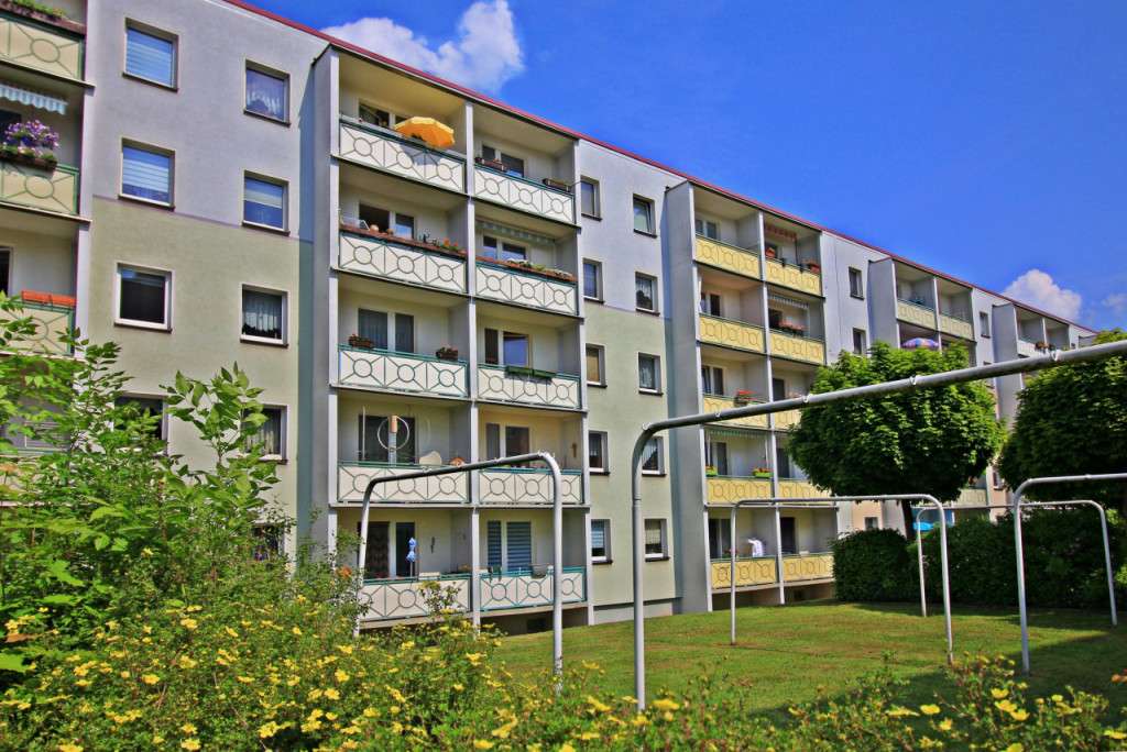 Thumbnail-Wohnung zum Mieten in Zwickau 382,80 € 58 m²