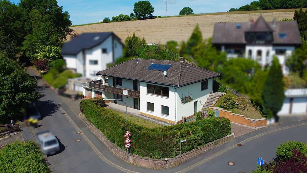 Thumbnail-Haus zum Kaufen in Bad Soden-Salmünster 350.000,00 € 148 m²