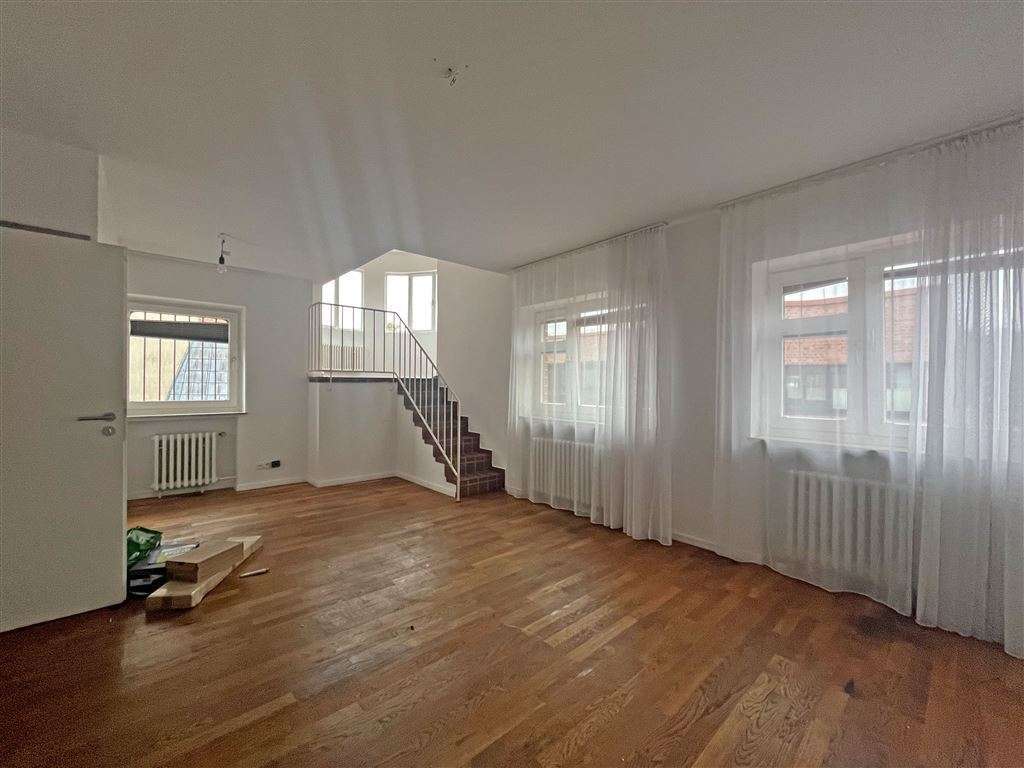 Thumbnail-Haus zum Kaufen in Düsseldorf 529.000,00 € 250 m²