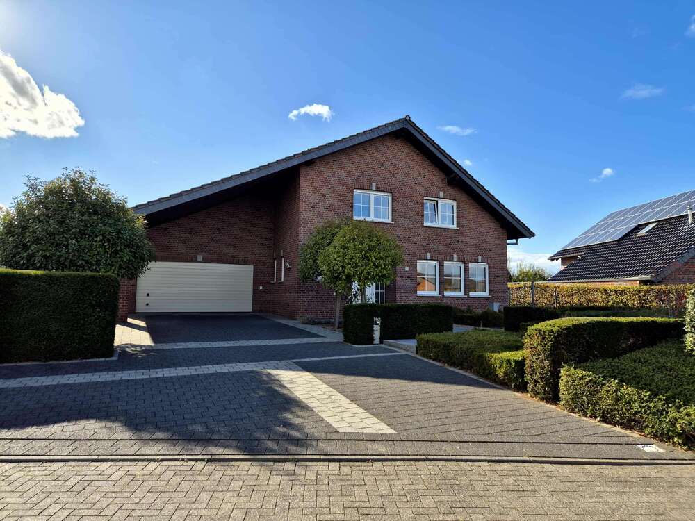 Thumbnail-Haus zum Kaufen in Waldfeucht 589.800,00 € 200.1 m²