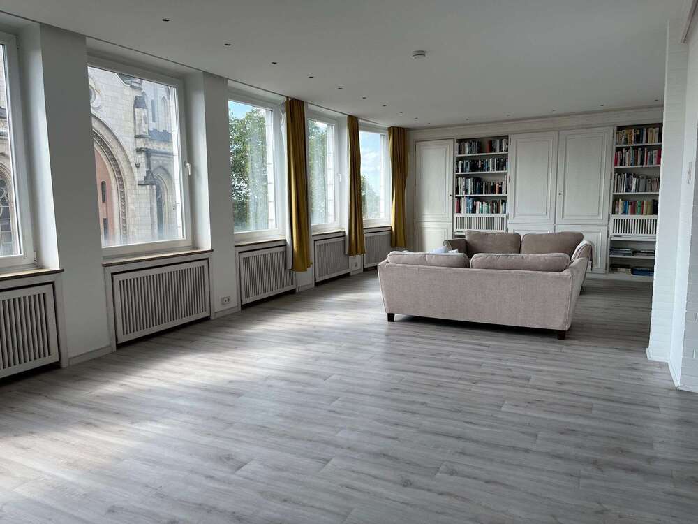 Thumbnail-Wohnung zum Mieten in Essen 1.750,00 € 176 m²