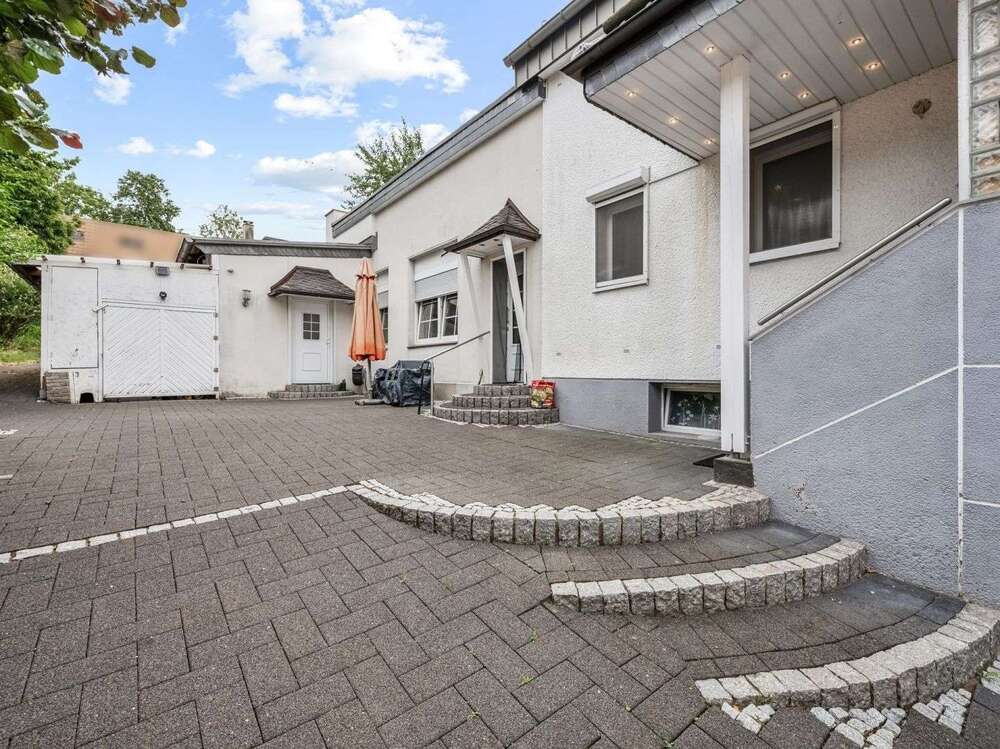 Thumbnail-Haus zum Kaufen in Solingen 379.000,00 € 157 m²