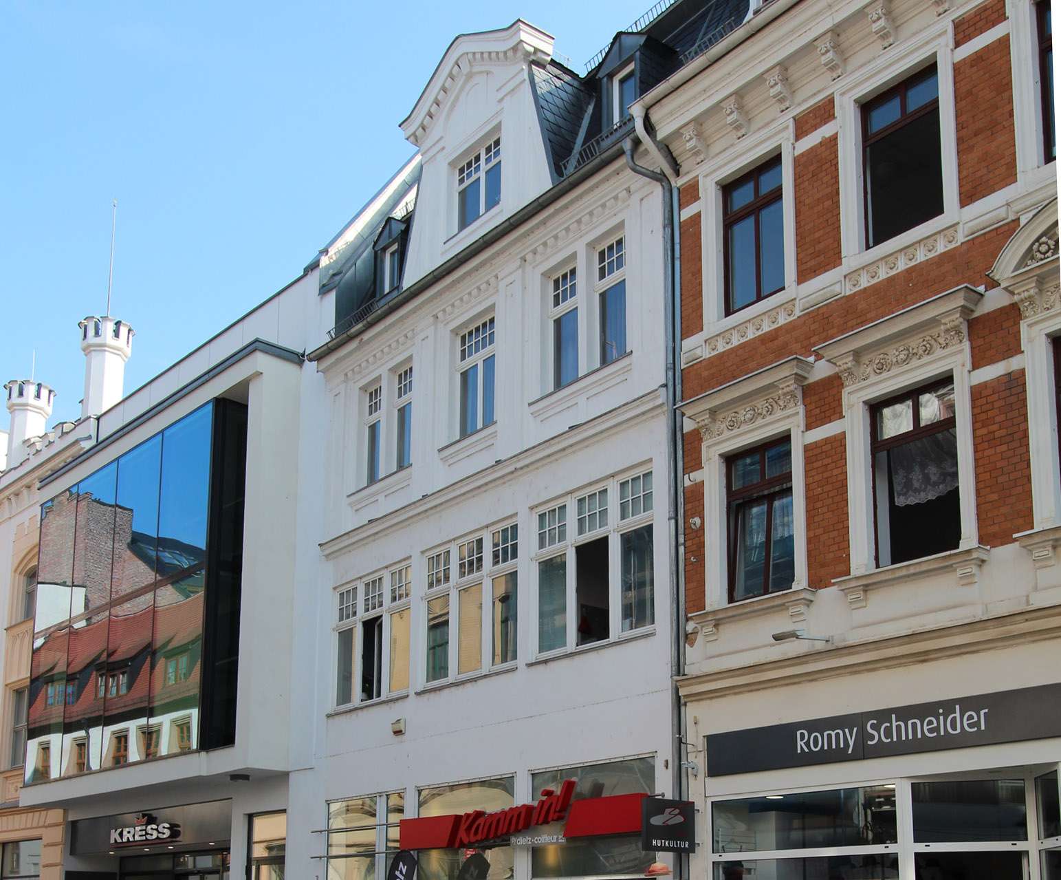 Thumbnail-Wohnung zum Mieten in Zwickau 1.771,00 € 322 m²