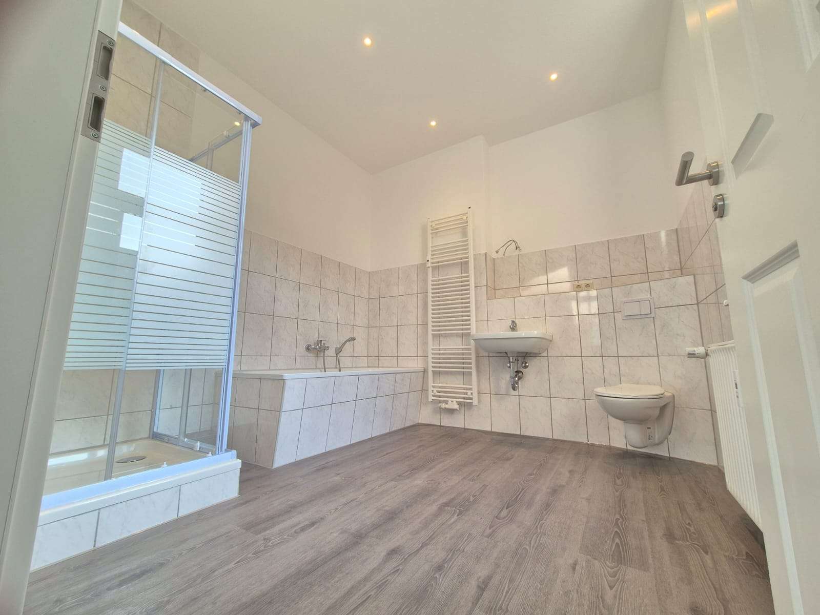 Thumbnail-Wohnung zum Mieten in Brandenburg - Perleberg 904,00 € 120.5 m²