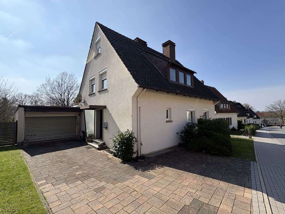Thumbnail-Haus zum Kaufen in Barntrup 175.000,00 € 150 m²