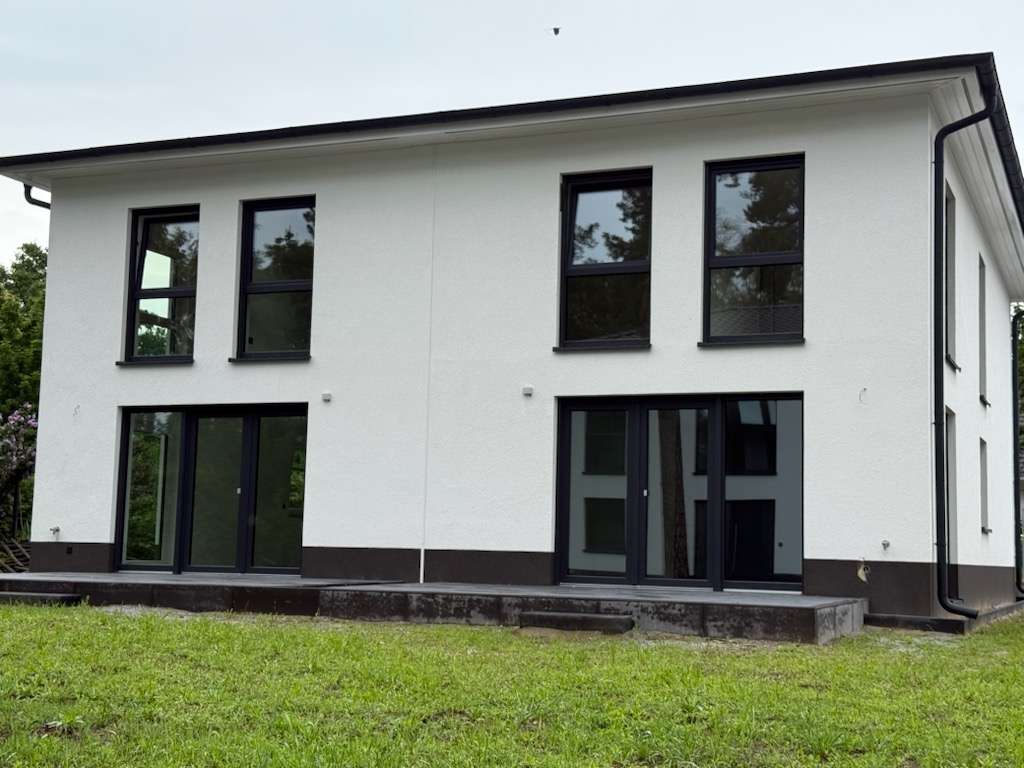 Thumbnail-Haus zum Kaufen in Brandenburg - Blankenfelde-Mahlow 590.000,00 € 118 m²