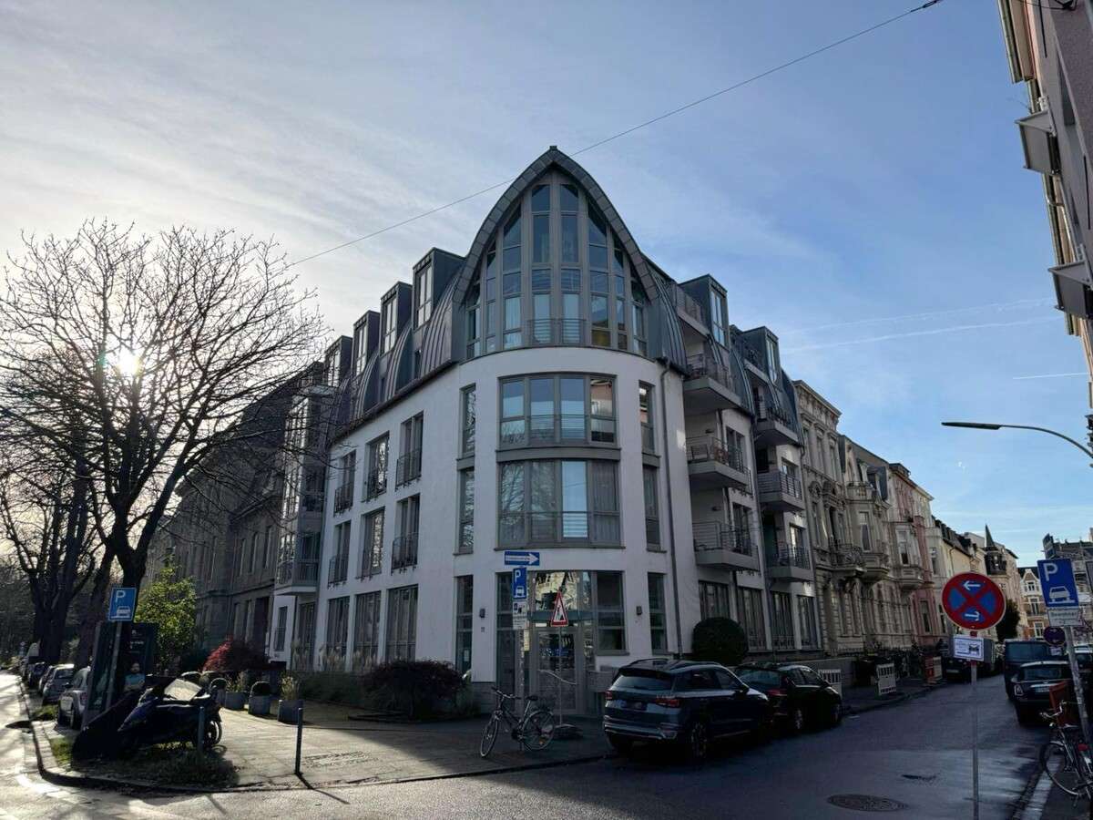 Thumbnail-Wohnung zum Kaufen in Bonn 789.000,00 € 112.87 m²