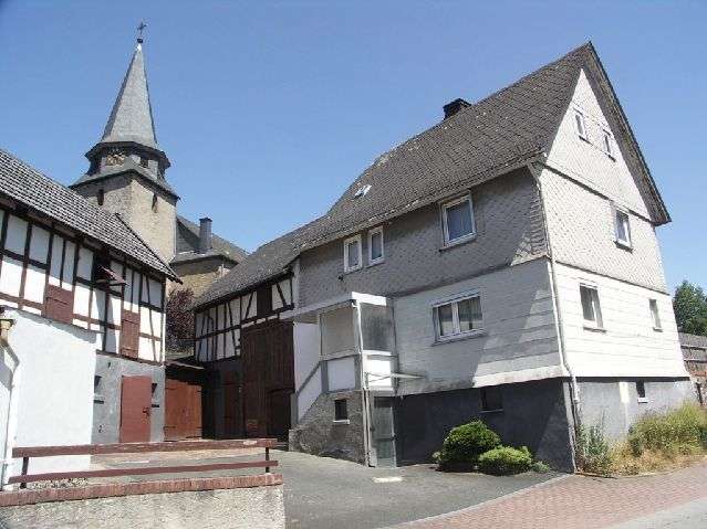 Thumbnail-Haus zum Kaufen in Hohenahr-OT 119.000,00 € 100 m²