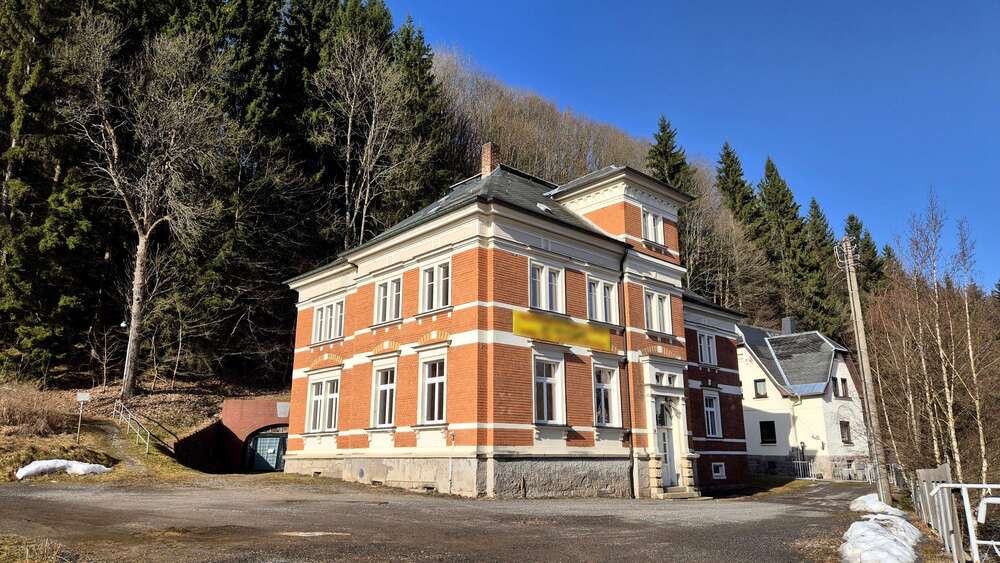 Thumbnail-Haus zum Kaufen in Johanngeorgenstadt 200.000,00 € 346 m²