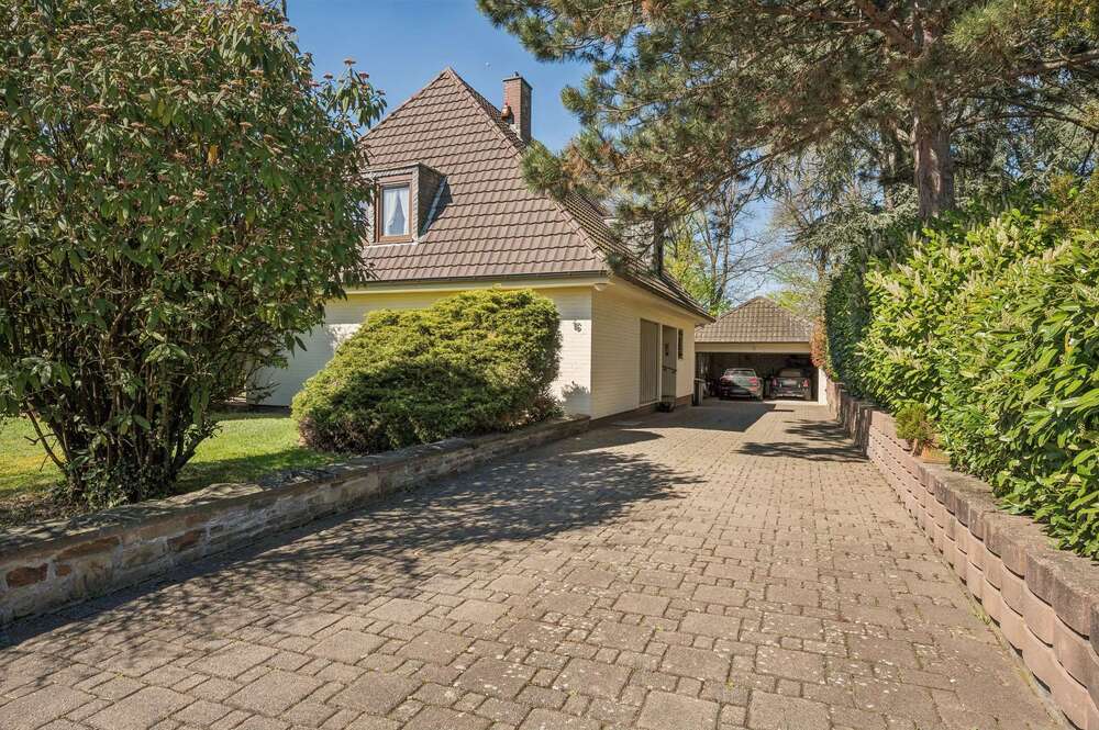 Thumbnail-Haus zum Kaufen in Sankt Augustin 949.999,00 € 220 m²