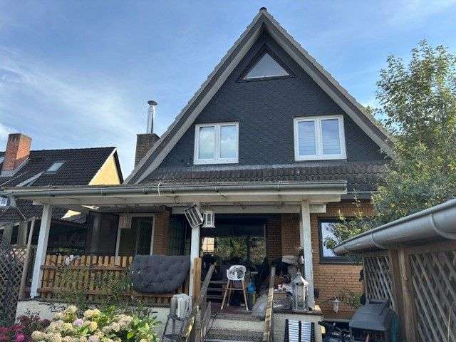 Thumbnail-Haus zum Kaufen in Lübeck 240.000,00 € 110 m²