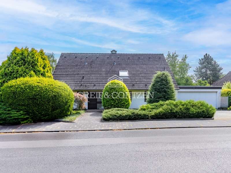 Thumbnail-Haus zum Kaufen in Köln 1.765.000,00 € 263 m²