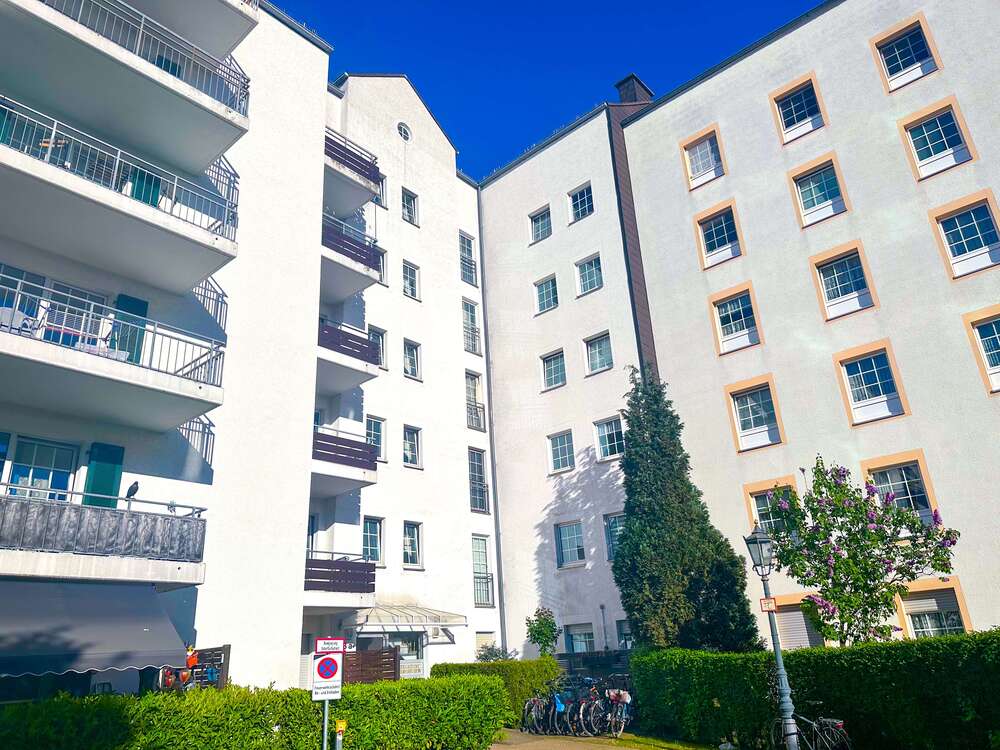 Thumbnail-Wohnung zum Kaufen in Düsseldorf 115.000,00 € 29 m²
