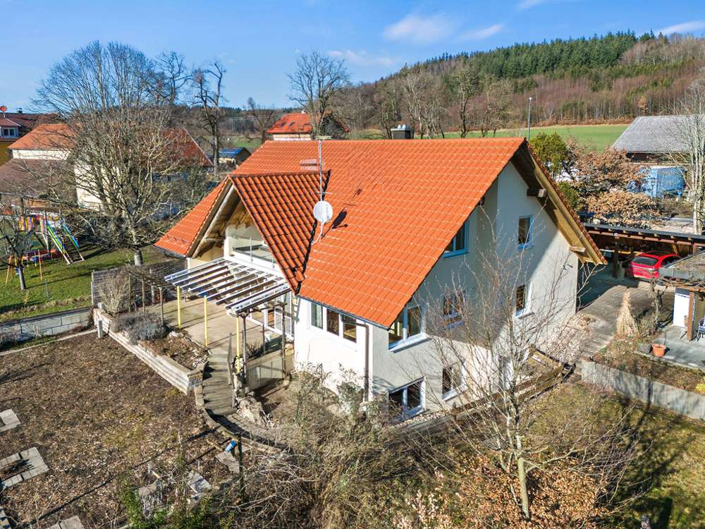 Thumbnail-Haus zum Kaufen in Bergatreute 498.000,00 € 218 m²