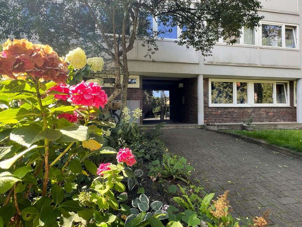 Thumbnail-Wohnung zum Kaufen in Kirchrode 225.000,00 € 70 m²