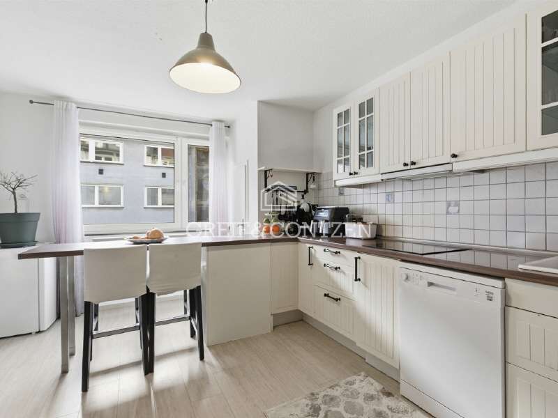 Thumbnail-Wohnung zum Kaufen in Köln 220.000,00 € 61 m²