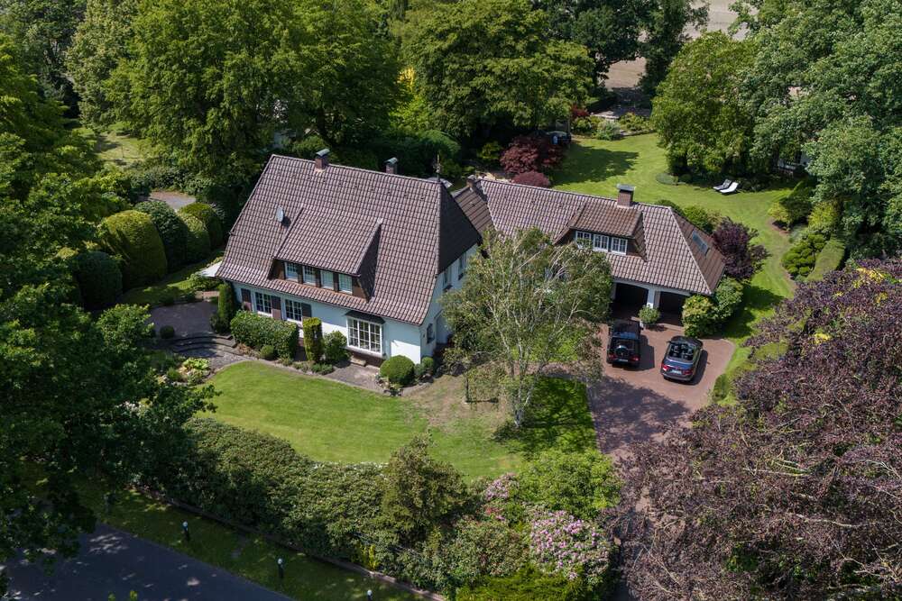Thumbnail-Haus zum Kaufen in Wiefelstede 1.190.000,00 € 357.05 m²