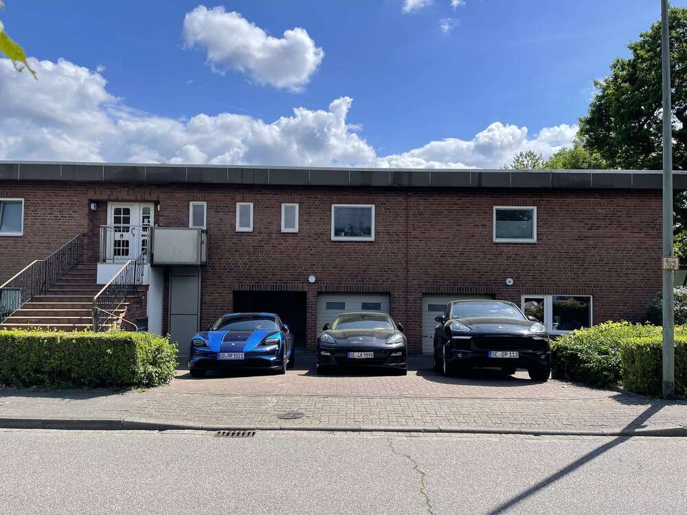 Thumbnail-Haus zum Kaufen in Neumünster 1.550.000,00 € 577 m²