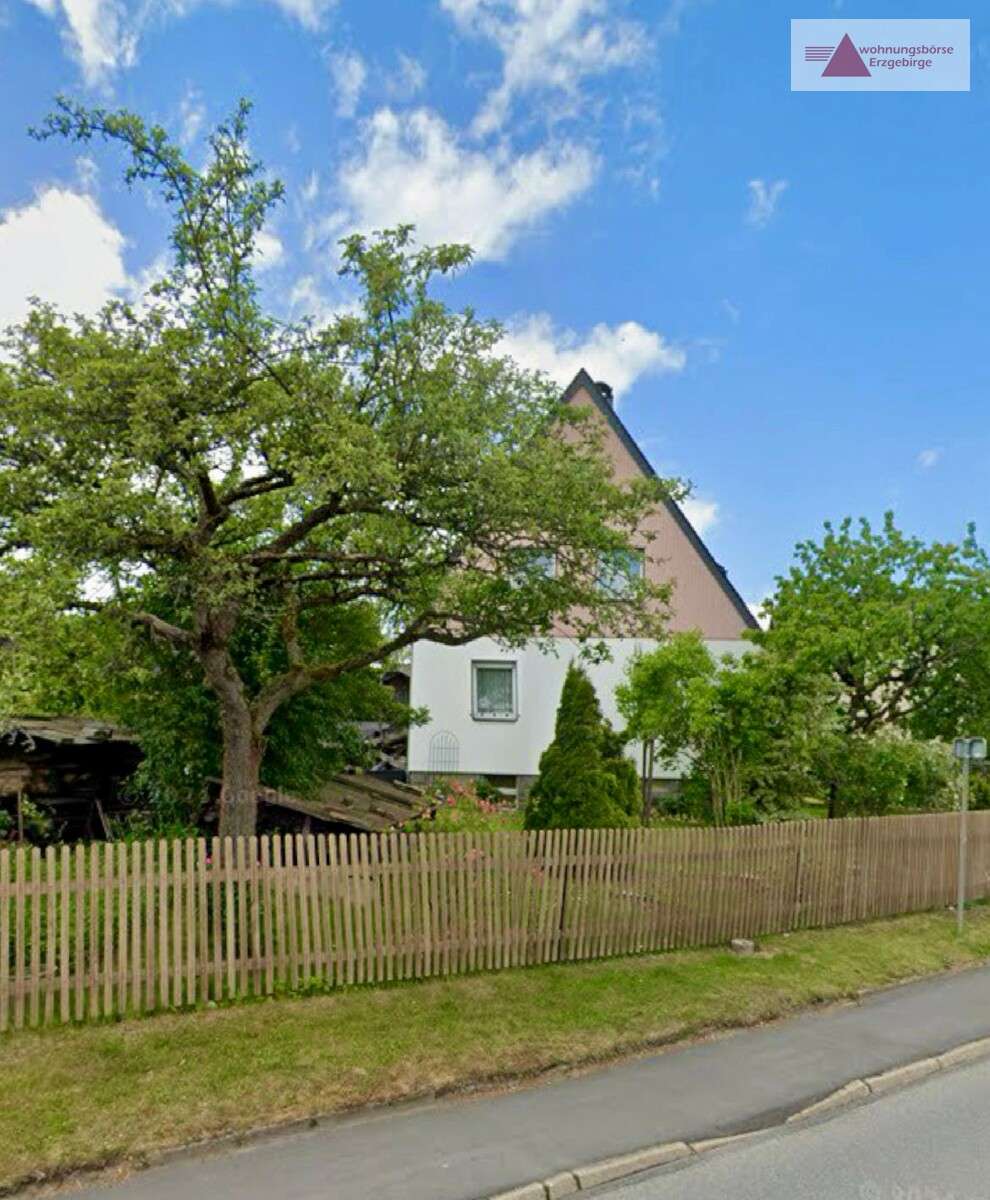 Thumbnail-Haus zum Kaufen in Lauter-Bernsbach 49.900,00 € 76 m²