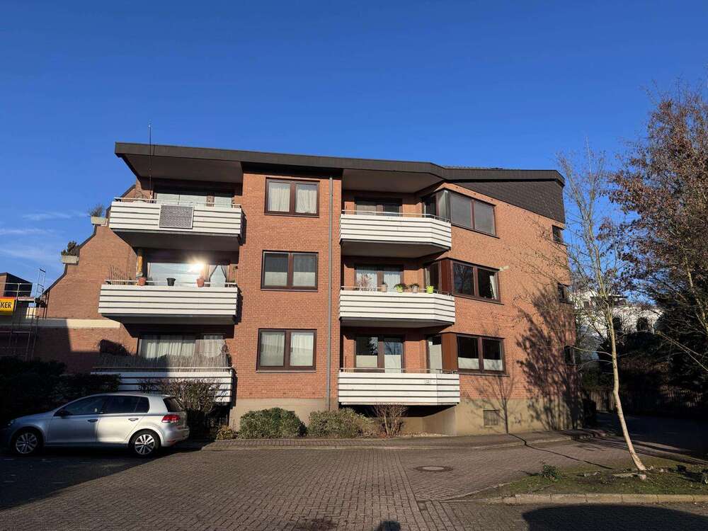 Thumbnail-Wohnung zum Kaufen in Oldenburg 189.000,00 € 82.63 m²