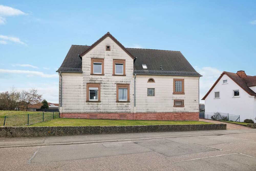 Thumbnail-Haus zum Kaufen in Pirmasens 125.000,00 € 130 m²