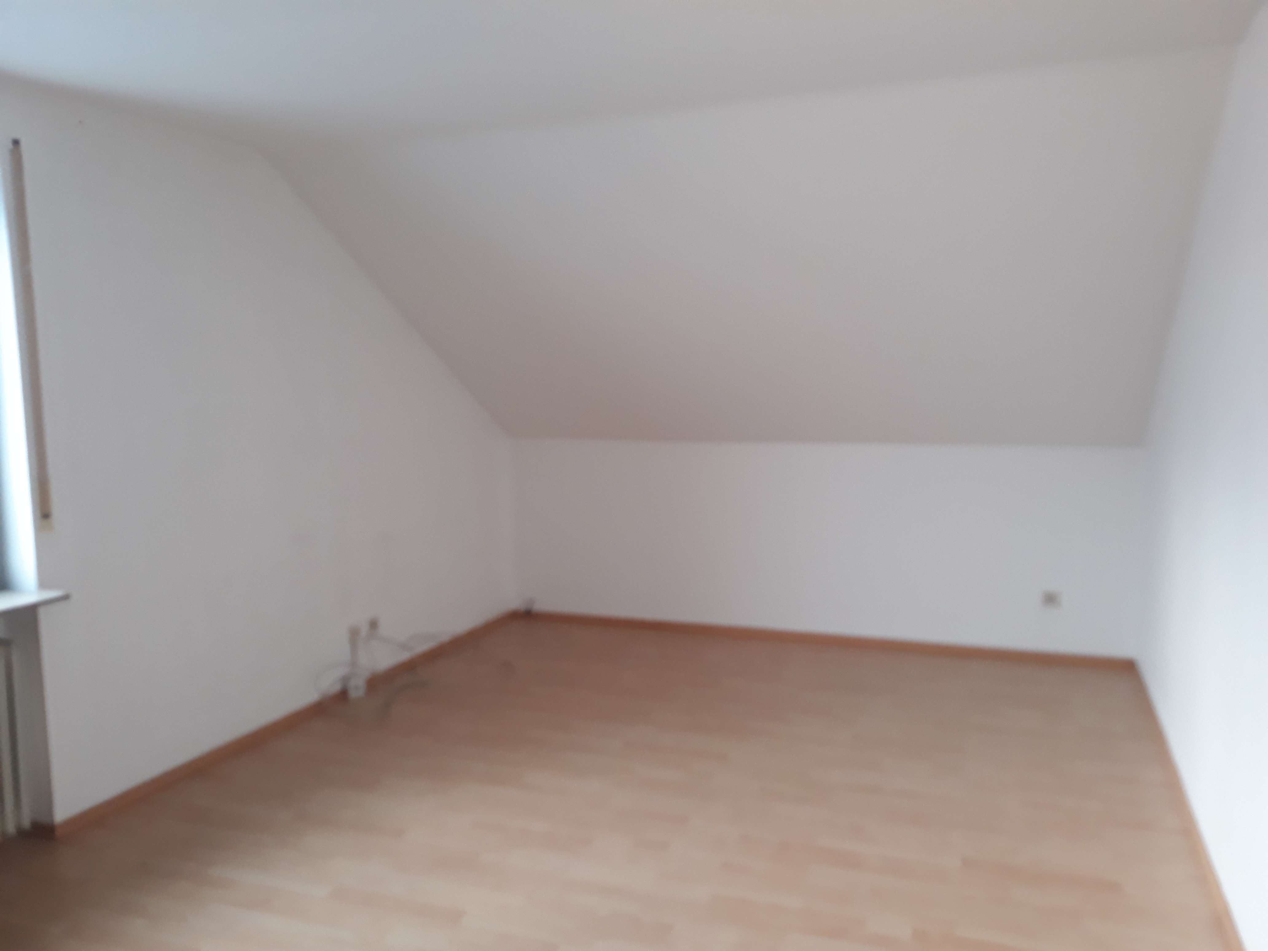 Thumbnail-Haus zum Mieten in Rottendorf 1.100,00 € 130 m²