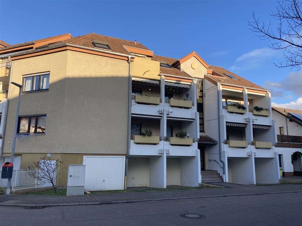 Thumbnail-Wohnung zum Kaufen in Mannheim 175.000,00 € 74 m²