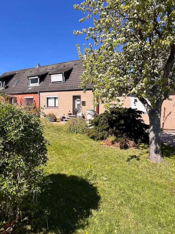 Thumbnail-Haus zum Kaufen in Tüttendorf 265.000,00 € 150 m²