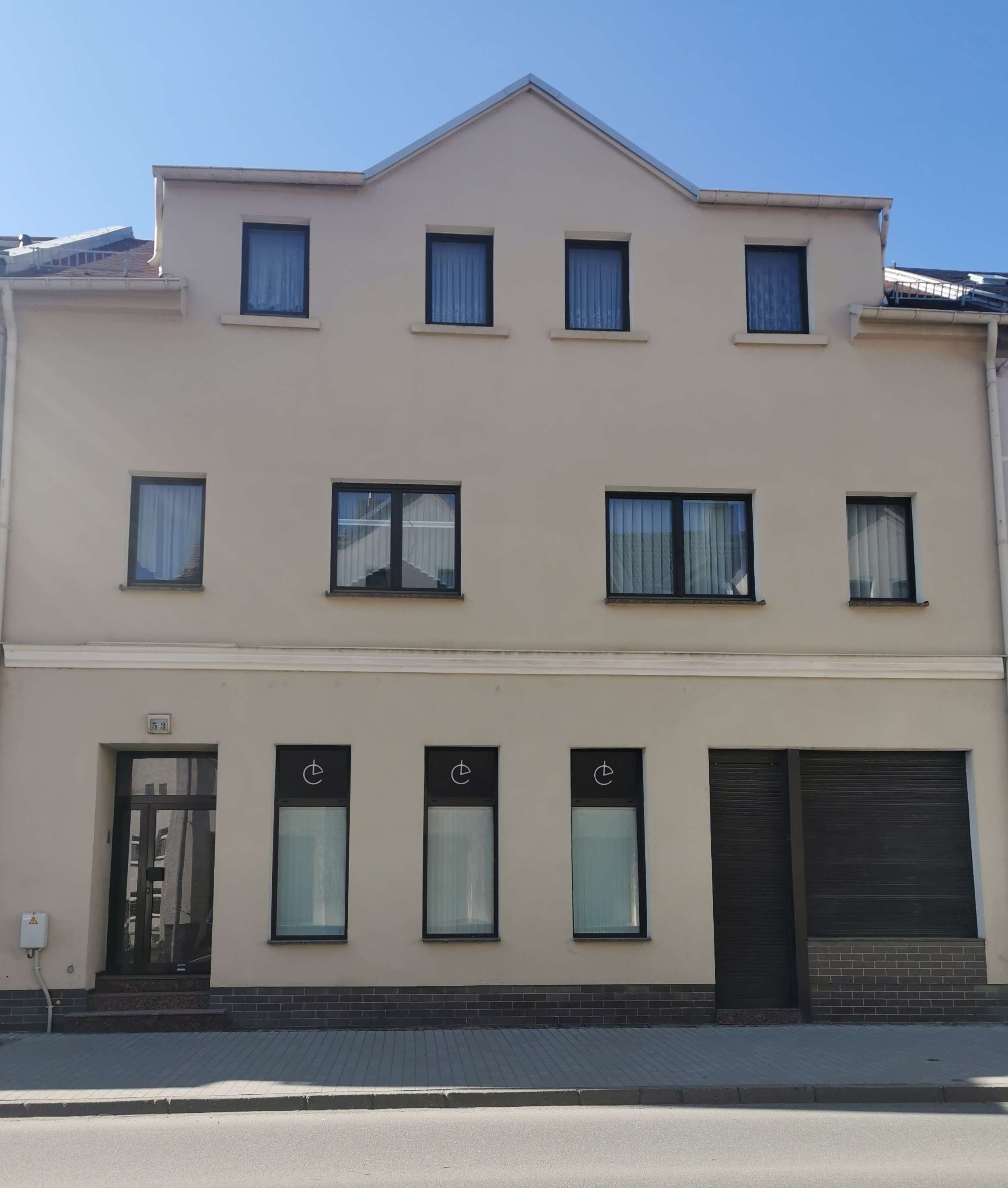 Thumbnail-Haus zum Kaufen in Crimmitschau 79.000,00 € 232 m²