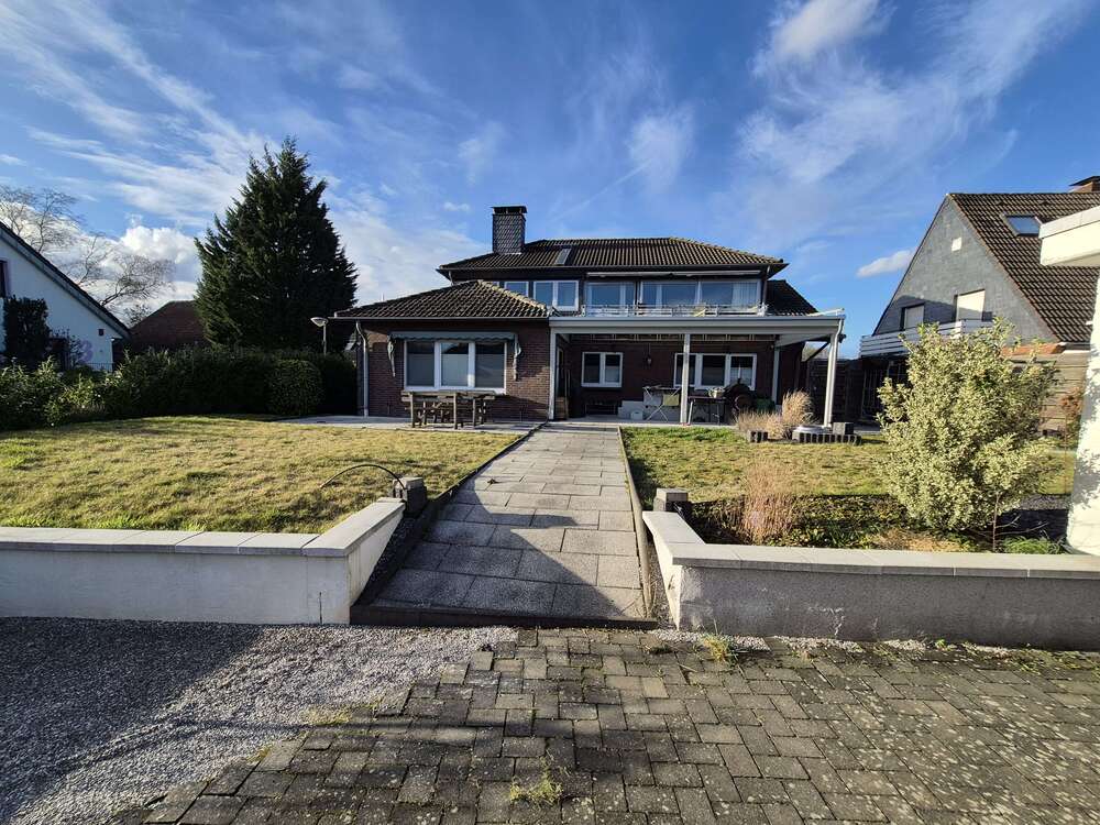 Thumbnail-Haus zum Kaufen in Rheinberg 629.000,00 € 210 m²