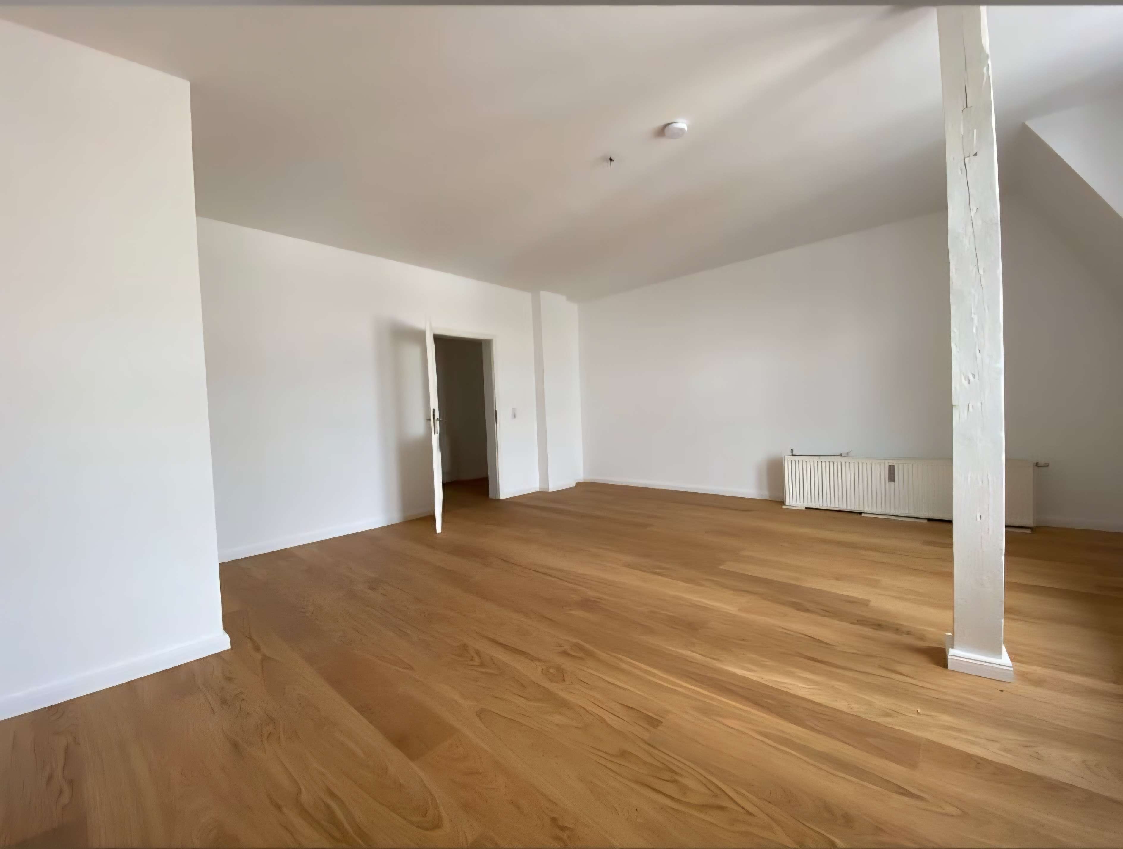 Thumbnail-Wohnung zum Mieten in Zwickau 540,00 € 79.48 m²