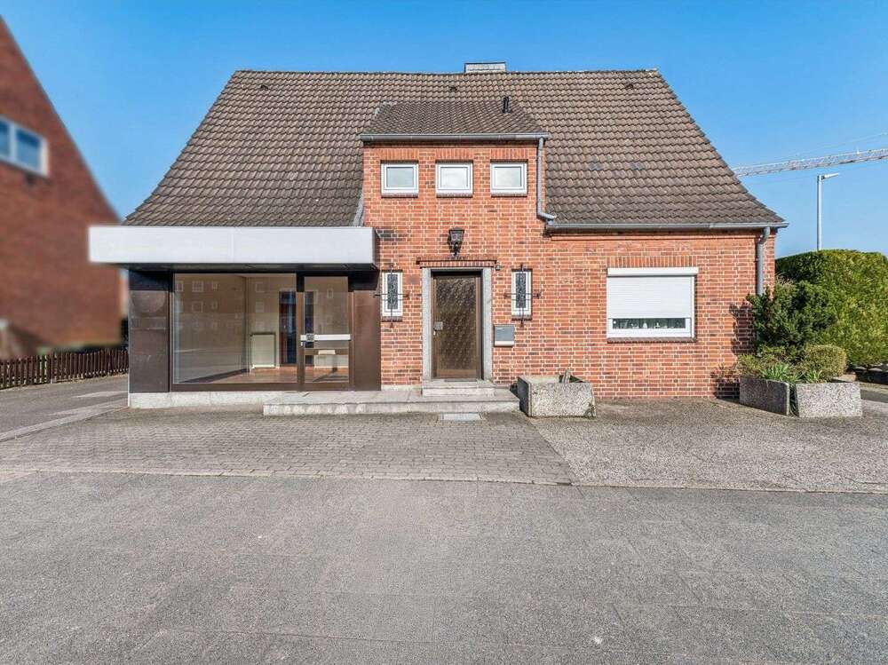 Thumbnail-Haus zum Kaufen in Neumünster 590.000,00 € 135.3 m²