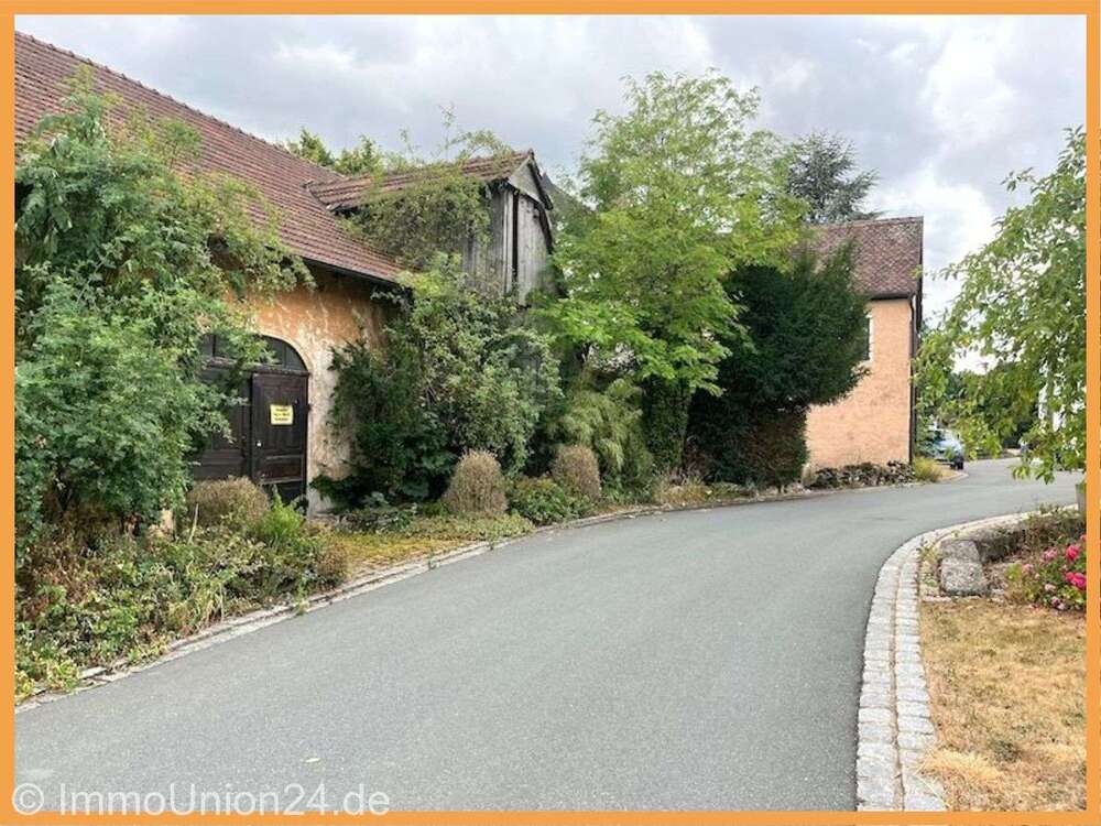Thumbnail-Haus zum Kaufen in Weißenohe 270.000,00 € 200 m²