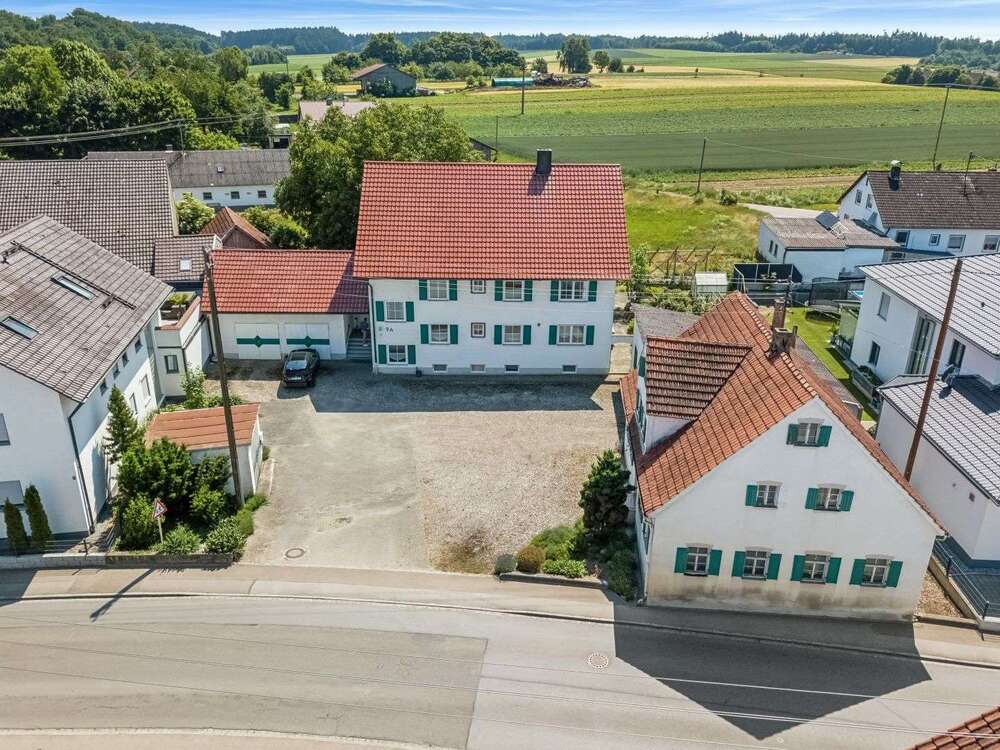 Thumbnail-Haus zum Kaufen in Affing 1.399.000,00 € 240 m²