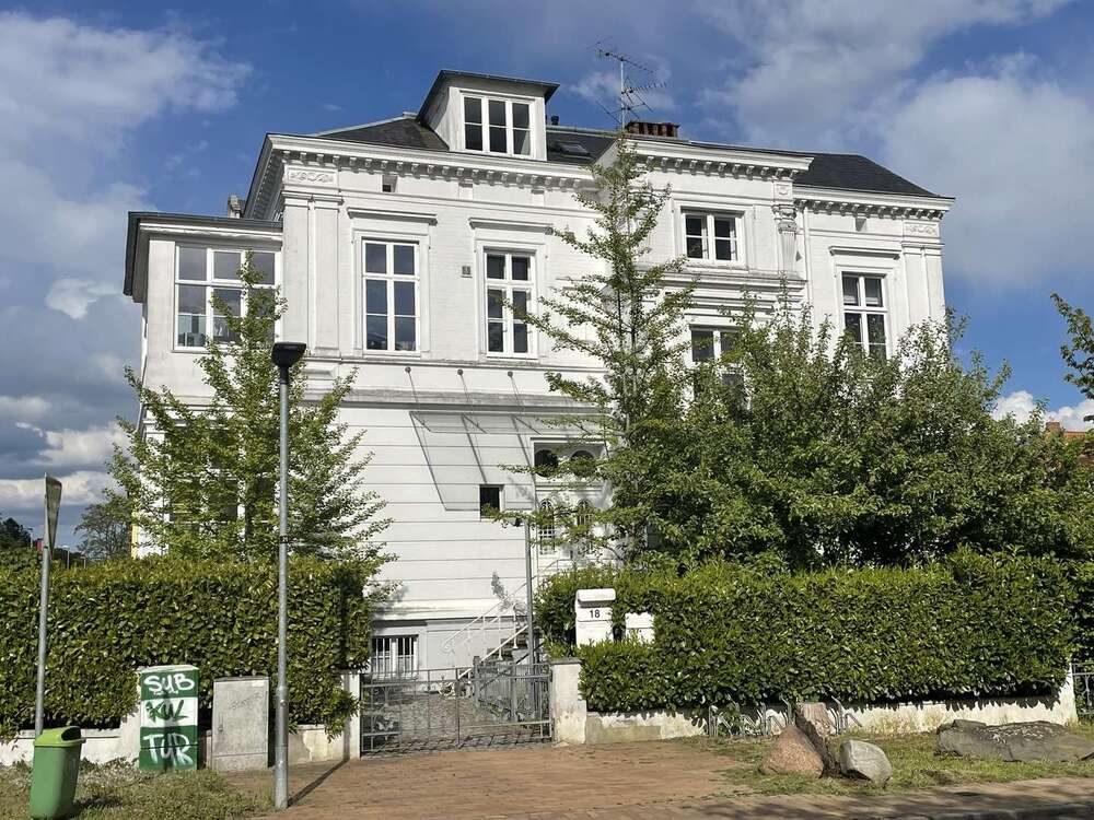 Thumbnail-Wohnung zum Mieten in Lübeck 1.070,00 € 93 m²