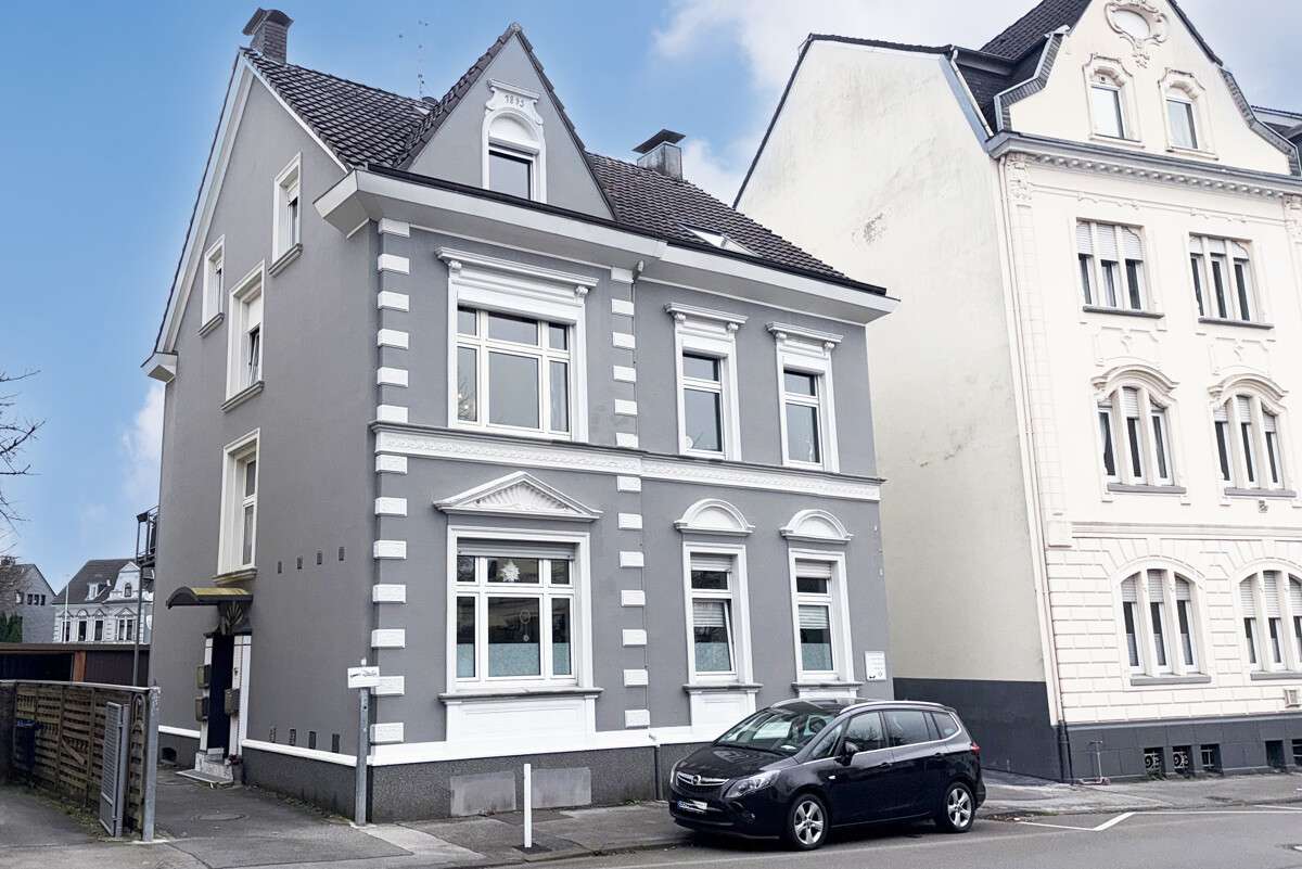 Thumbnail-Haus zum Kaufen in Solingen 448.000,00 € 270 m²