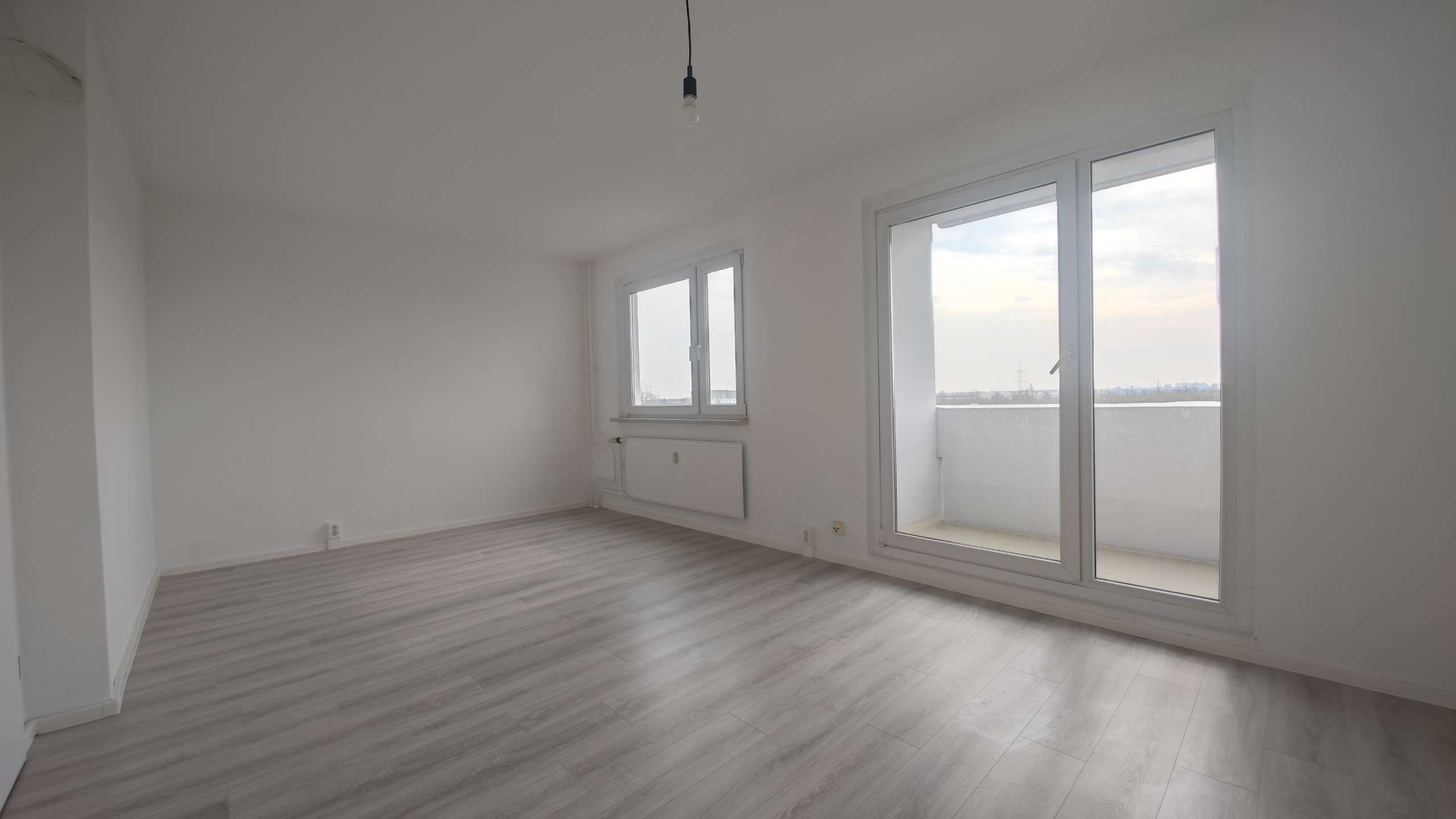 Thumbnail-Wohnung zum Mieten in Halle 900,00 € 119 m²