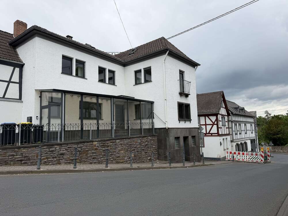 Thumbnail-Haus zum Mieten in Mülheim-Kärlich 990,00 € 120 m²