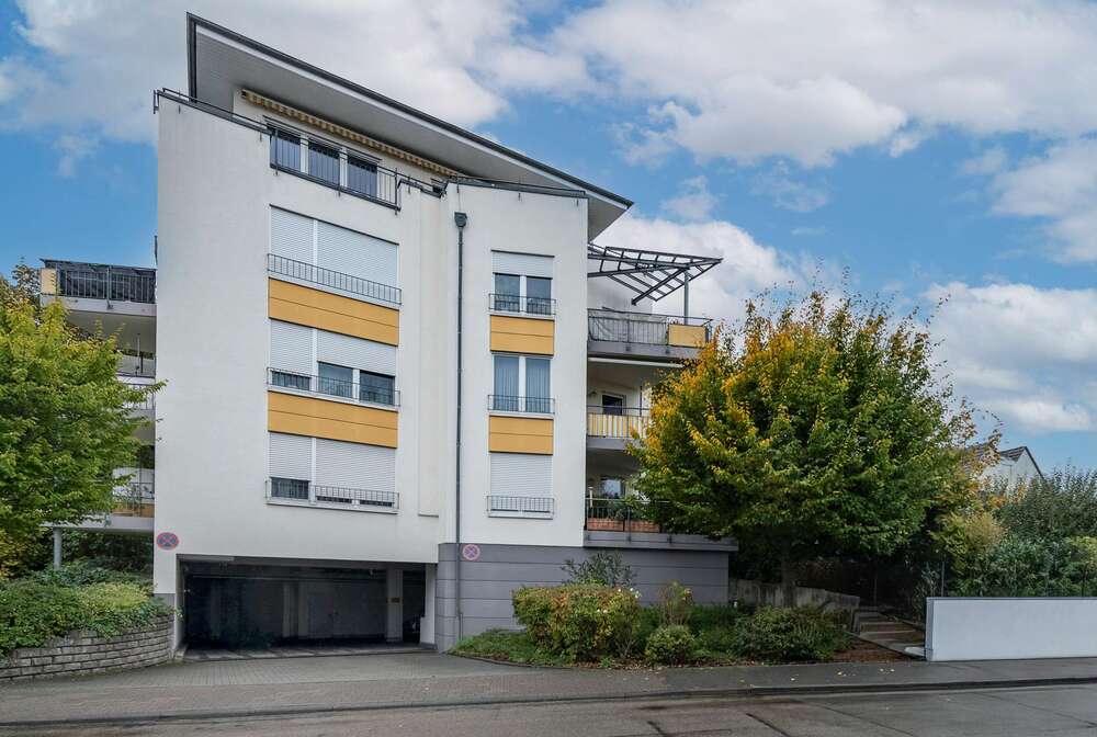 Thumbnail-Wohnung zum Kaufen in Wiesbaden 335.000,00 € 76.13 m²
