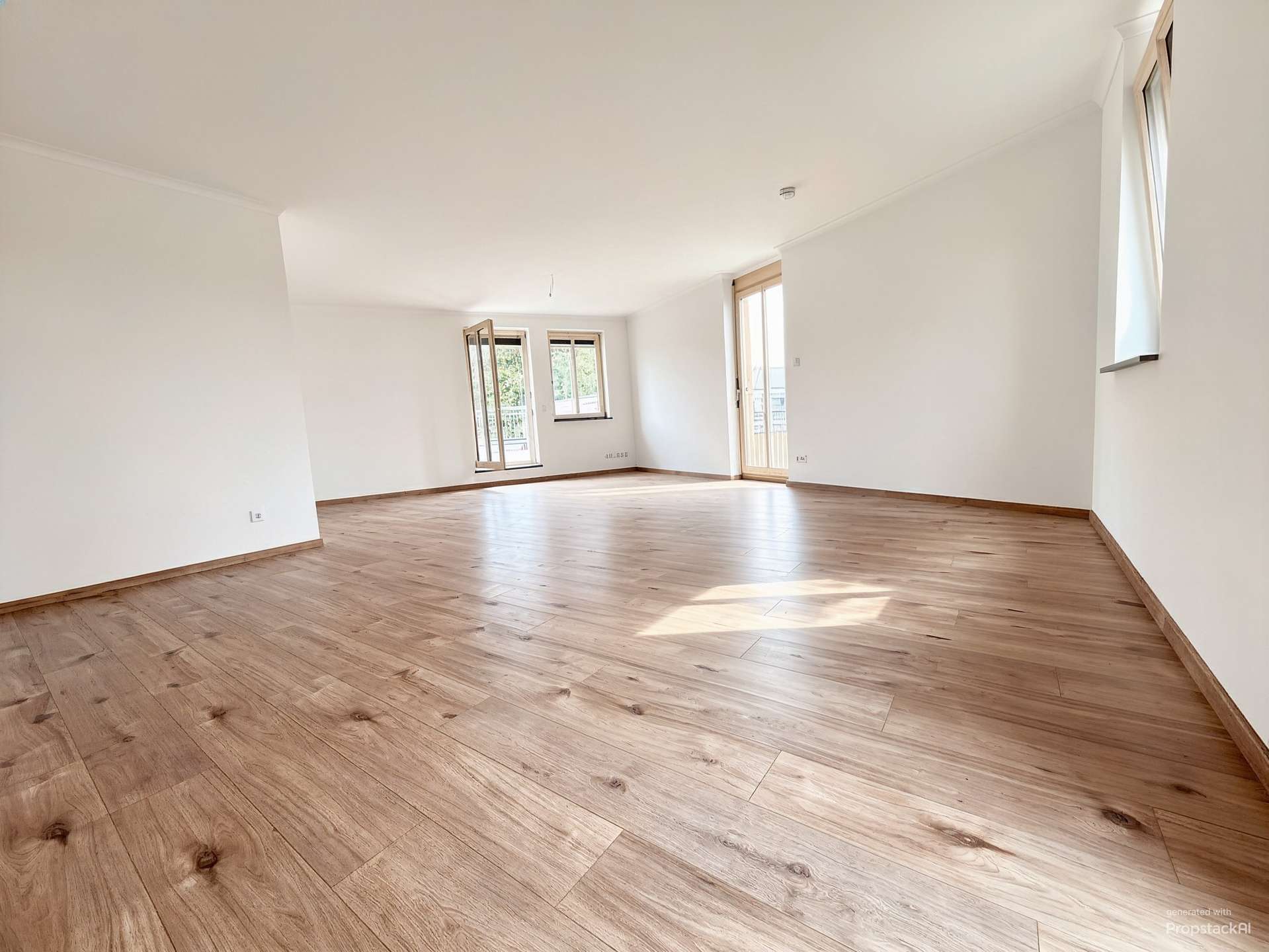 Thumbnail-Wohnung zum Mieten in Radebeul 1.650,00 € 148.43 m²