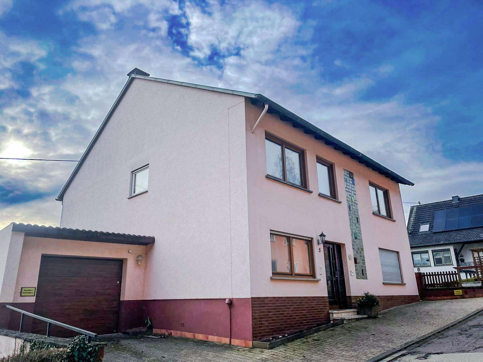 Thumbnail-Haus zum Kaufen in Mannebach 298.500,00 € 182 m²