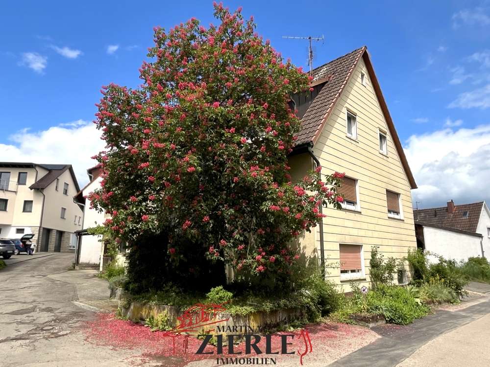 Thumbnail-Haus zum Kaufen in Göppingen Jebenhausen 299.000,00 € 129.43 m²