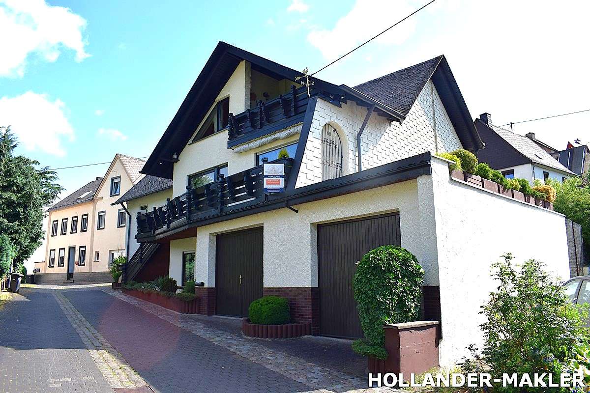 Thumbnail-Haus zum Kaufen in Bruttig-Fankel 329.000,00 € 212 m²